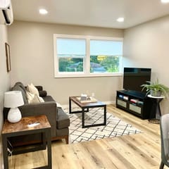 5 min to DWTN, BART & Park| Private Deck w/ View