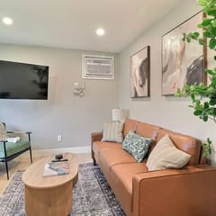 Creekside Suite | 1BD Cozy Home near Downtown PH