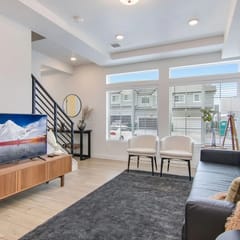 Modern Lehi Home | Sleeps 10 | Silicon Slopes