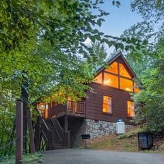Moonshine Romance Wood Cabin Retreat