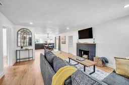 Main Street Retreat - Image 4