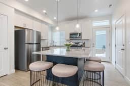 Modern Lehi Home | Sleeps 10 | Silicon Slopes - Image 2