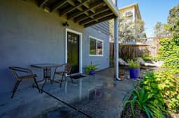Suite Retreat | 1BD-1BTH Close to Downtown - Image 5