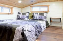 Tiny Paradise | 1-BD 1-BTH Mountain Suite - Image 2
