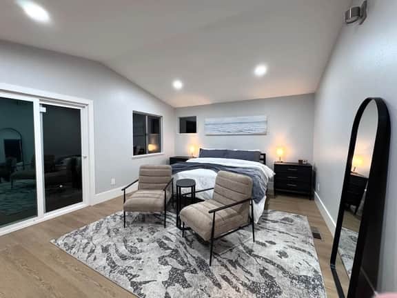 Urban Oasis | 3BD 2BTH Gorgeous Home - Image 4