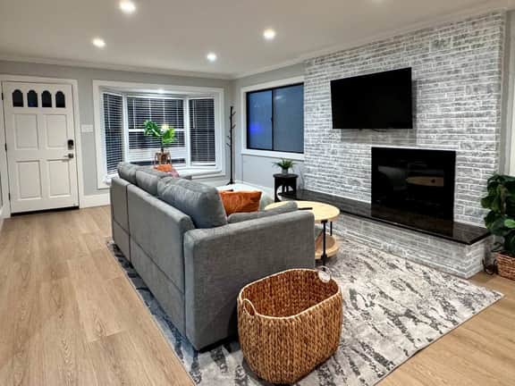 Urban Oasis | 3BD 2BTH Gorgeous Home - Image 5